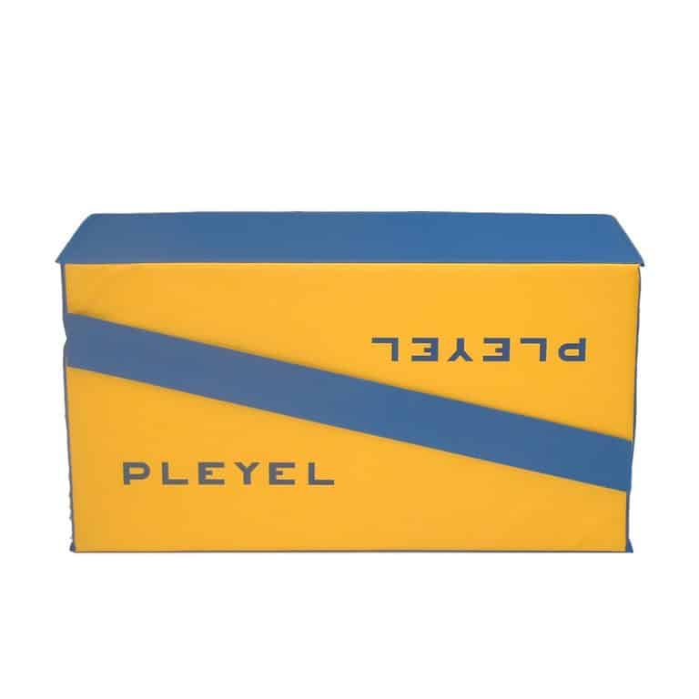 Module de gymnastique rectangulaire jaune et bleu